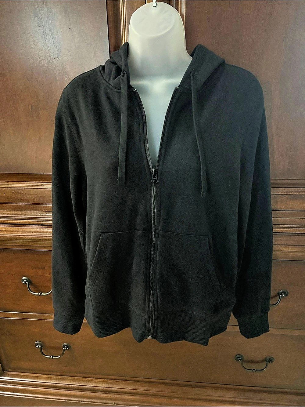 Amazon Essentials Black Zip-Up Hoodie Size Small